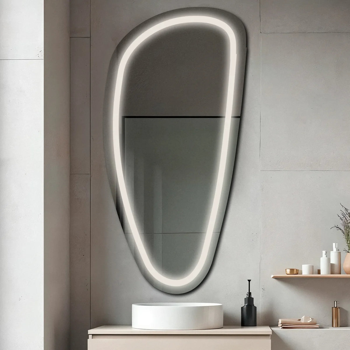 Miroir LED Asymétrique Vertical | Sans Boutons Tactiles | Lumière blanche neutre - Reyze Série Salono Modèle 1