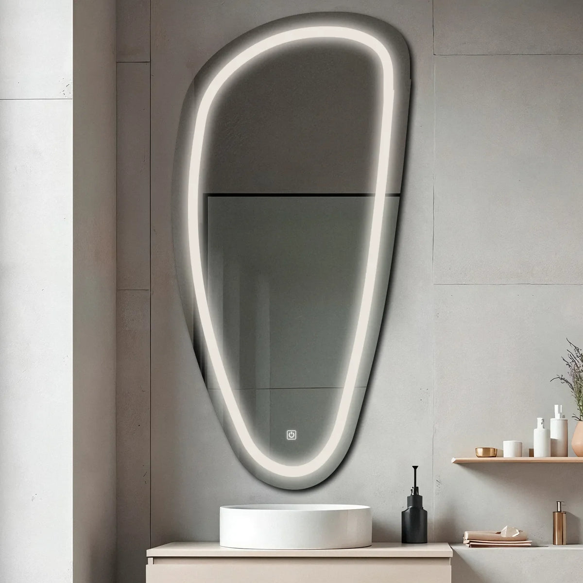 Miroir LED Asymétrique Vertical | Bouton Tactile | Lumière blanche neutre - Reyze Série Salono Modèle 1
