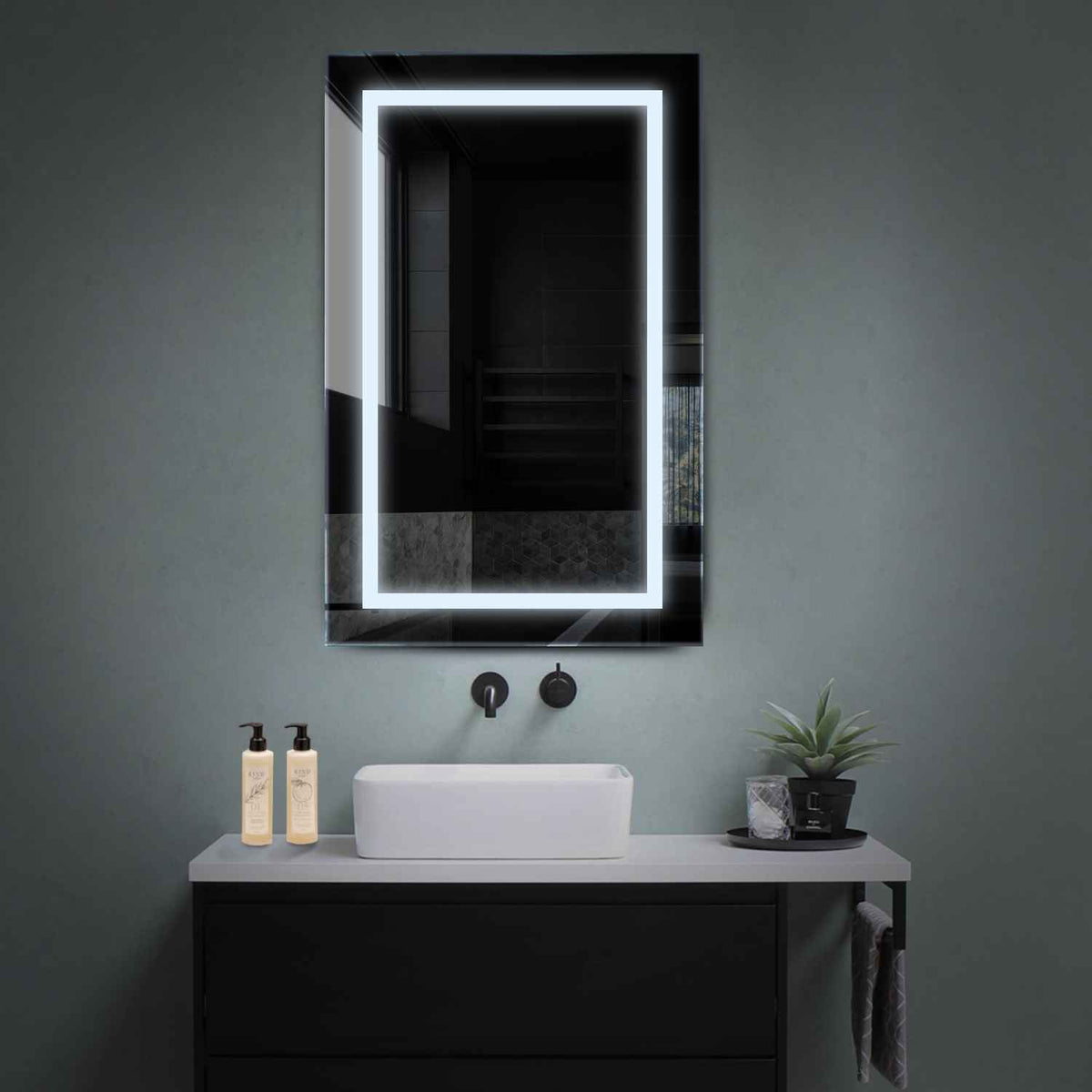 Miroir LED Vertical | Sans Boutons Tactiles | Lumière blanche froide - Reyze Série Salono Modèle 1