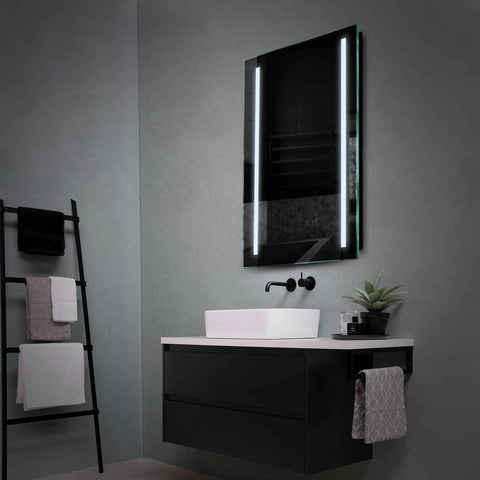 Miroir LED Vertical | Sans Boutons Tactiles | Lumière blanche froide - Reyze Série Salono Modèle 5