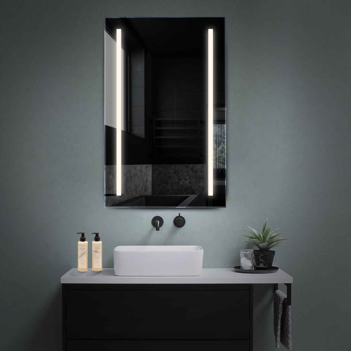 Miroir LED Vertical | Sans Boutons Tactiles | Lumière blanche neutre - Reyze Série Salono Modèle 5