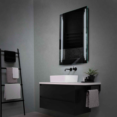 Miroir LED Vertical | Sans Boutons Tactiles | Lumière blanche froide - Reyze Série Salono Modèle 8
