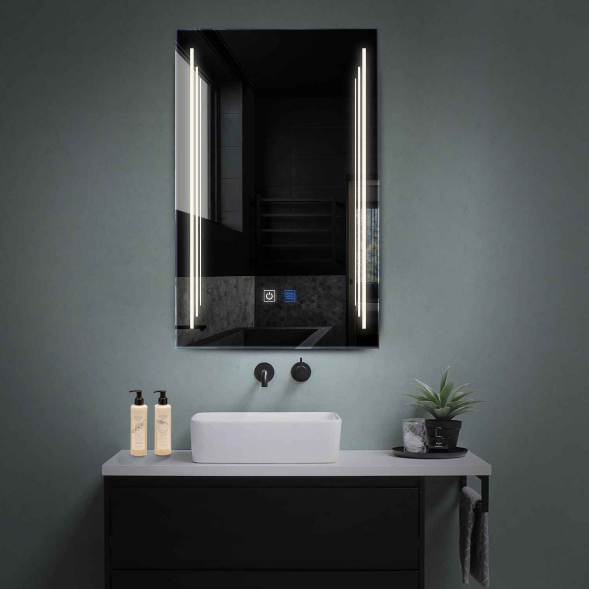 Miroir LED Vertical | boutons tactiles | Fonction Anti-Buée | Lumière blanche neutre - Reyze Série Salono Modèle 8