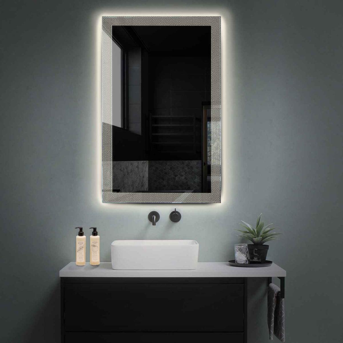 Miroir LED Vertical | Sans Boutons Tactiles | Lumière blanche neutre - Reyze Série Simetria Modèle 4