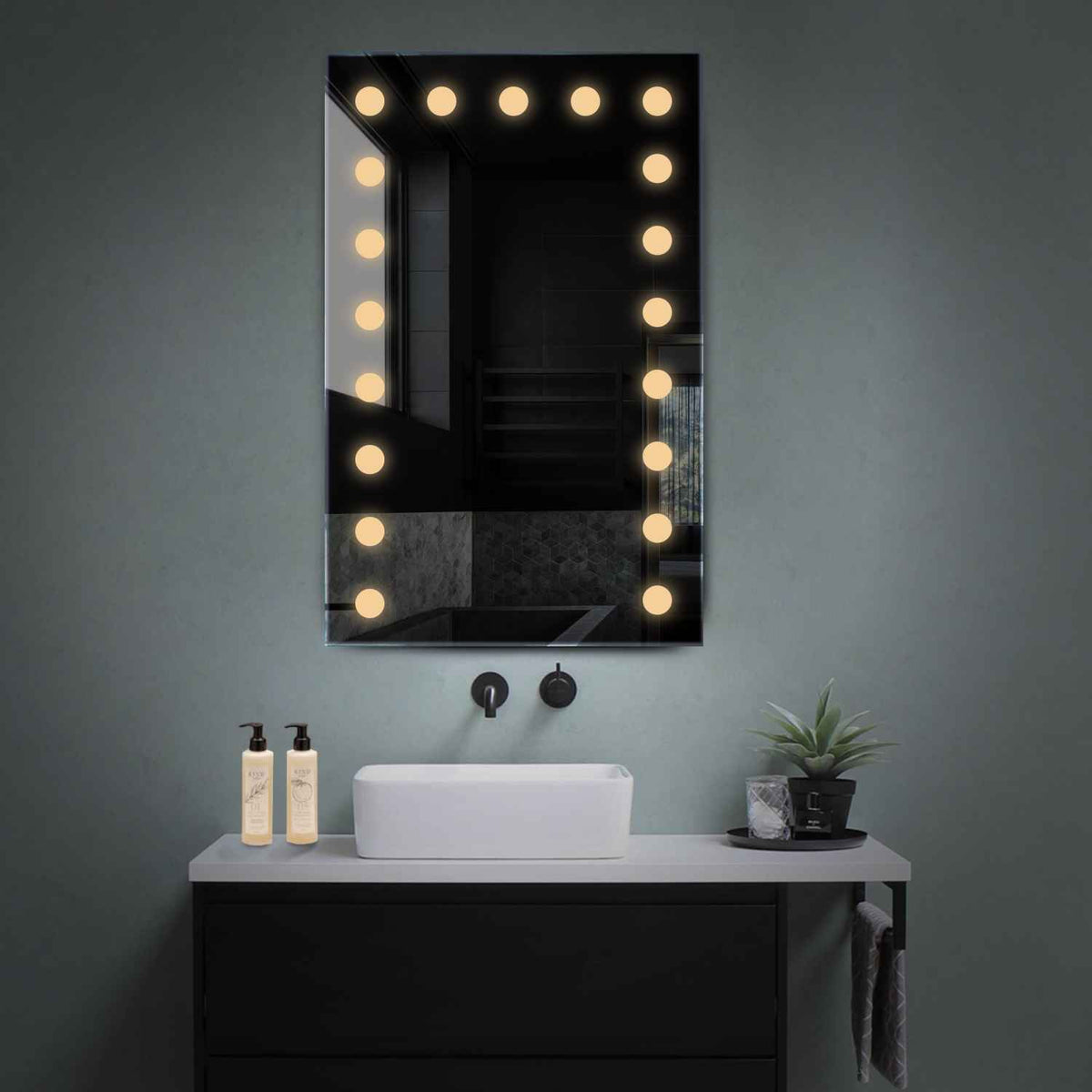 Miroir LED Vertical | Sans Boutons Tactiles | Lumière Blanche Chaude - Reyze Série Salono Modèle 6