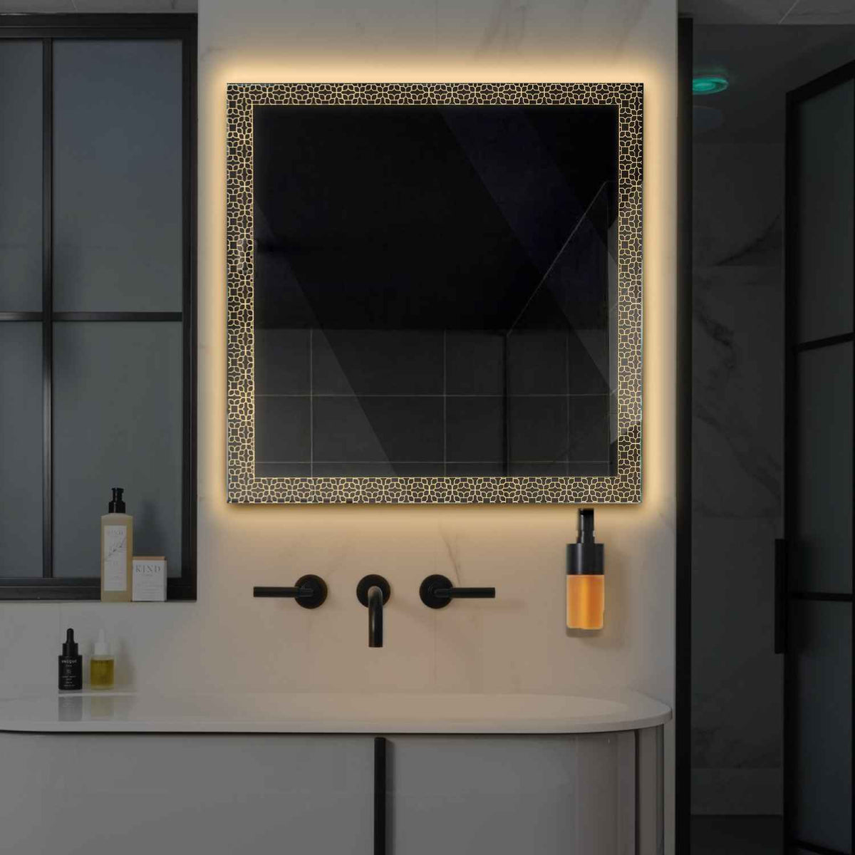 Miroir LED Carré | Sans Boutons Tactiles | Lumière Blanche Chaude - Reyze Série Official Modèle 1