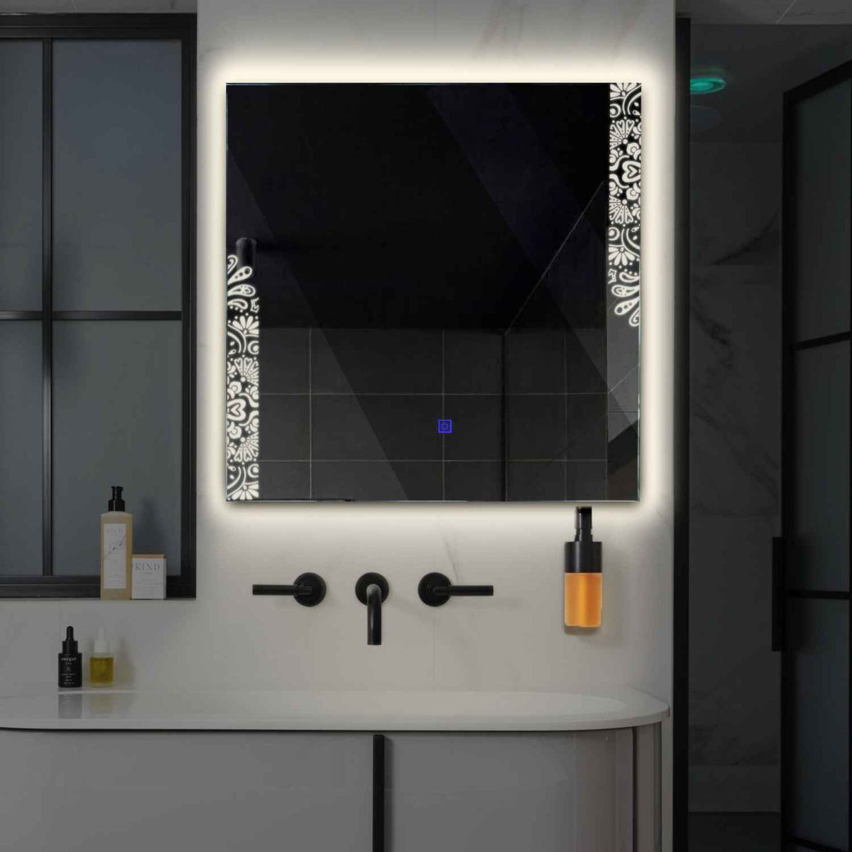 Miroir LED Carré | Bouton Tactile | Lumière blanche neutre - Reyze Série Good Vibes Modèle 4