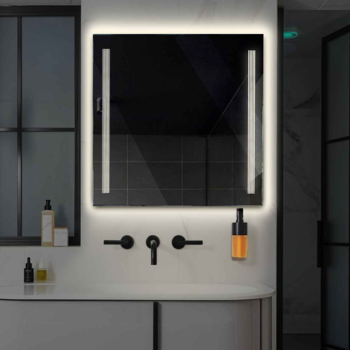 Miroir LED Carré | Sans Boutons Tactiles | Lumière blanche neutre - Reyze Série Minimal Modèle 7