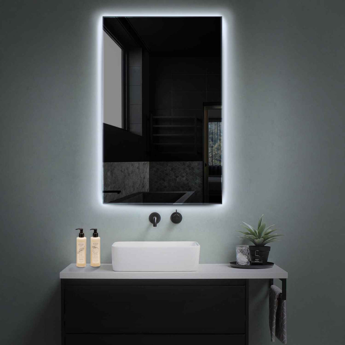 Miroir LED Vertical | Sans Boutons Tactiles | Lumière blanche froide - Reyze Série Ambient Modèle 1